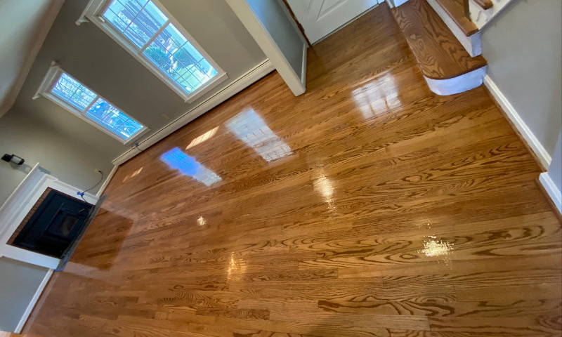 Staining Hardwood Floor Service